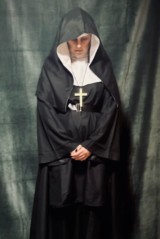 The Nun Kostüm